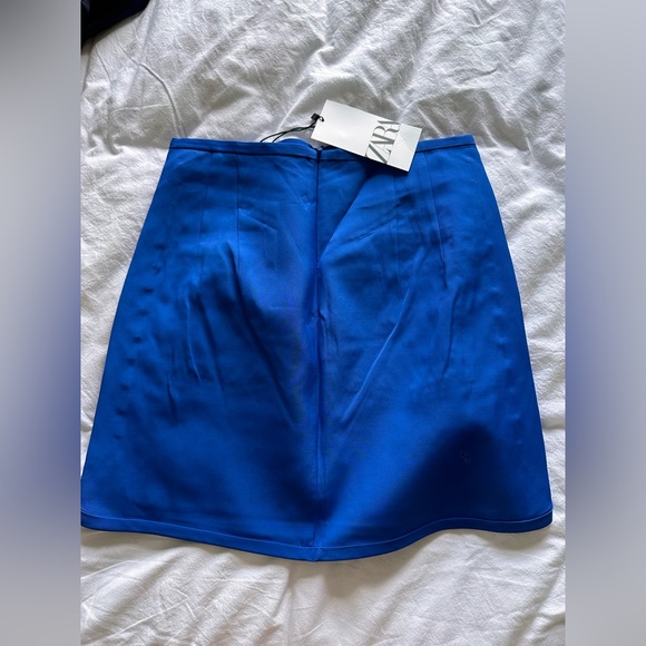 Mini button detail skirt NWT zara - Picture 3 of 5